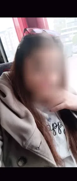 Andrea, 29