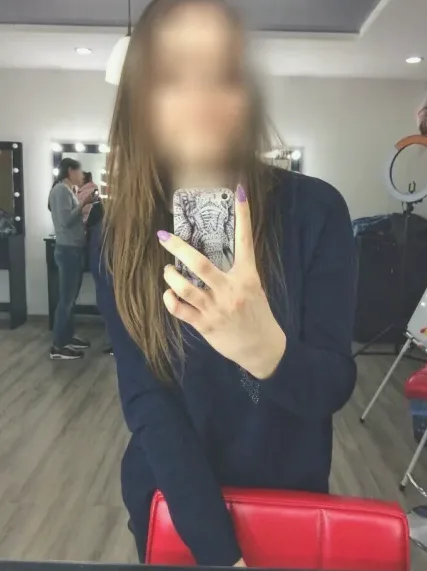 Dilara, 29