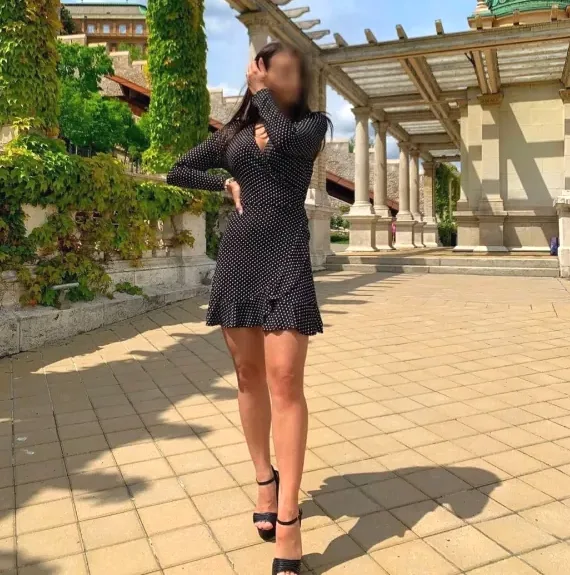 Dilara, 36