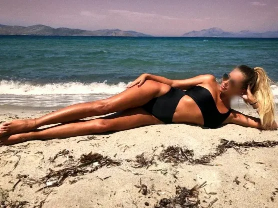 Fiona, 35