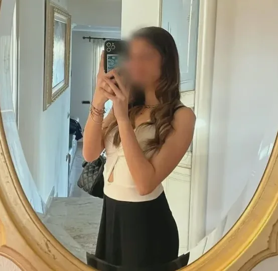 Ida, 19