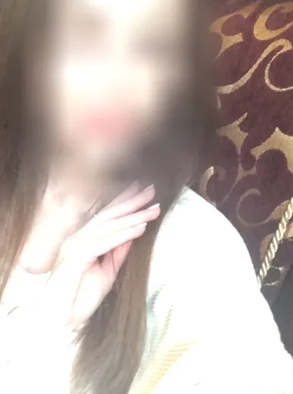 Julia, 29