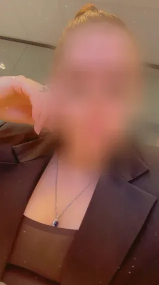 Kerstin, 32