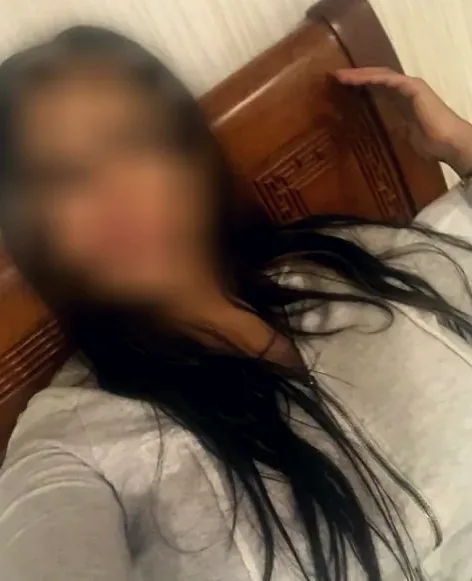 Larissa, 31