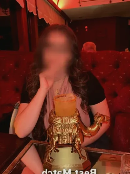 Nadja, 34