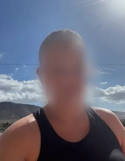 Nina, 37
