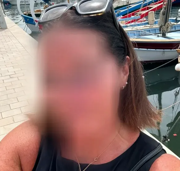 Nisa, 32