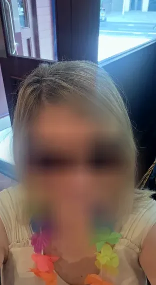Selin, 38