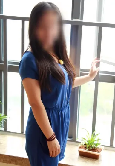 Vanessa, 39